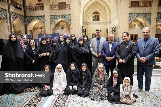 گزارش تصویری | آیین رسمی بدرقه دوندگان کاروان جاده ولایت در حرم مطهر رضوی