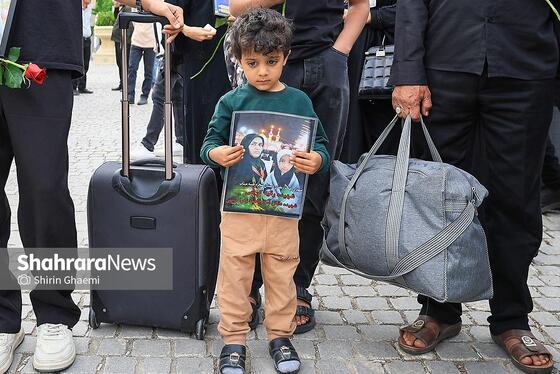 گزارش تصویری | ورود خانواده شهدای میناب به مشهدالرضا