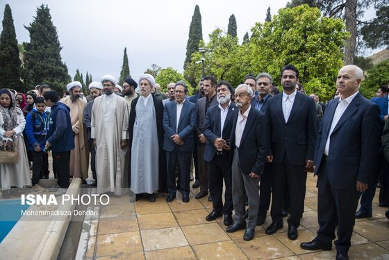 گزارش تصویری | یکم اردیبهشت، روز بزرگداشت سعدی