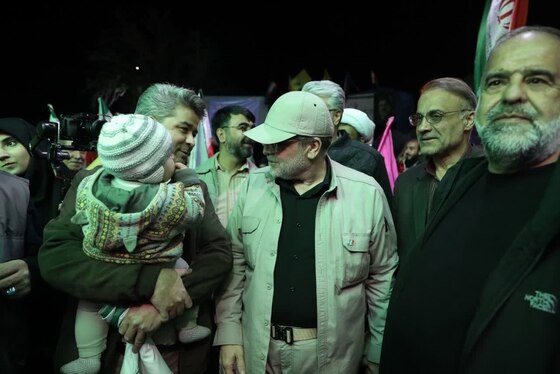 شهردار مشهد: ملت ایران در طول تاریخ نشان داده که در لحظات سخت کنار یکدیگر می‌ایستد