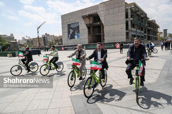 گزارش تصویری | مراسم رونمایی از ۵۱۰ دستگاه دوچرخه بایدو و بهره‌برداری از اولین دستگاه شارژ برقی خودرو
