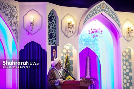 گزارش تصویری | بزرگداشت شهدای مدرسه شجره طیبه میناب در حرم مطهر رضوی