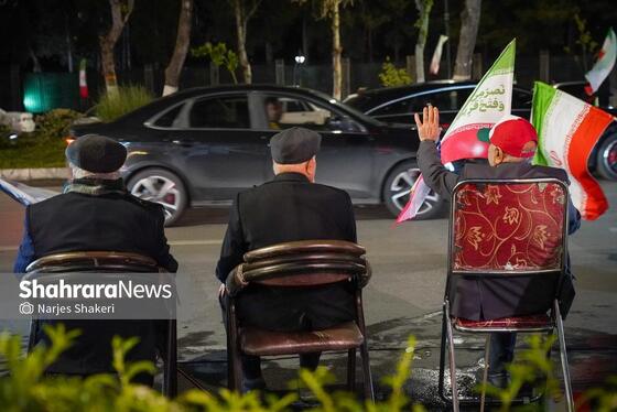 گزارش تصویری | پنجاه‌وسومین موج حضور حماسی مردم در خیابان‌های مشهد