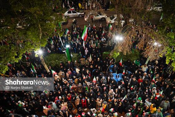 گزارش تصویری | پنجاه‌وسومین موج حضور حماسی مردم در خیابان‌های مشهد