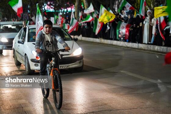 گزارش تصویری | پنجاه‌وسومین موج حضور حماسی مردم در خیابان‌های مشهد