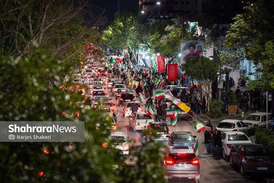 گزارش تصویری | پنجاه‌وسومین موج حضور حماسی مردم در خیابان‌های مشهد