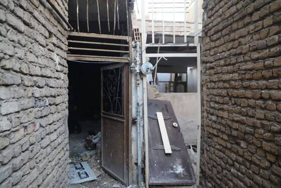 انفجار مهیب منزل ویلایی در محله سیدی مشهد ۴ مصدوم برجای گذاشت | دو دختر ۴ و ۱۲ ساله در میان آسیب‌دیدگان + تصاویر