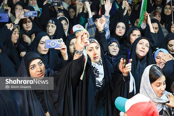 گزارش تصویری | پنجاه و چهارمین شب حضور حماسی در خیابان‌های مشهد