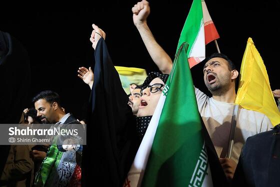 گزارش تصویری | پنجاه و چهارمین شب حضور حماسی در خیابان‌های مشهد