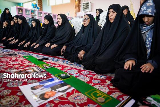 گزارش تصویری | حضور خانواده شهدای مدرسه «شجره طیبه» میناب در باغ خاتون مشهد
