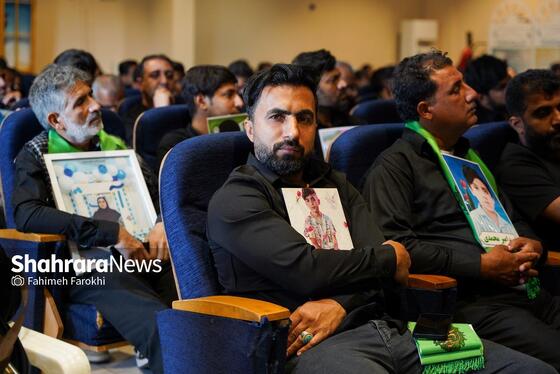 گزارش تصویری | حضور خانواده شهدای مدرسه «شجره طیبه» میناب در باغ خاتون مشهد