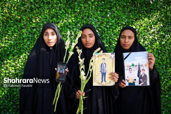 گزارش تصویری | حضور خانواده شهدای مدرسه «شجره طیبه» میناب در باغ خاتون مشهد