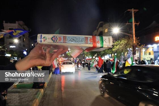 گزارش تصویری | پنجاه‌و‌پنجمین شب حضور حماسی مردم در خیابان‌های مشهد