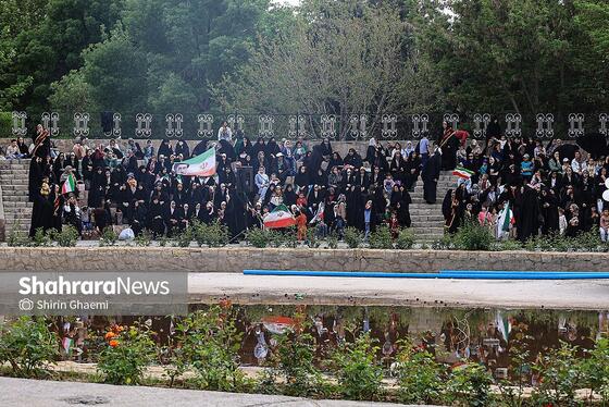 اجتماع بزرگ دختران و نور کرامت در مشهد