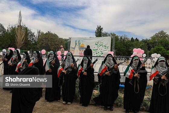 اجتماع بزرگ دختران و نور کرامت در مشهد