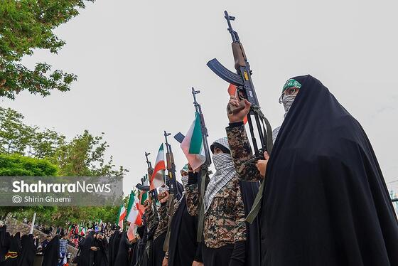 اجتماع بزرگ دختران و نور کرامت در مشهد