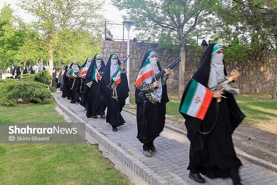 اجتماع بزرگ دختران و نور کرامت در مشهد