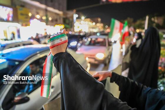 گزارش تصویری | پنجاه‌وششمین شب حضور حماسی مردم مشهد در سنگر خیابان