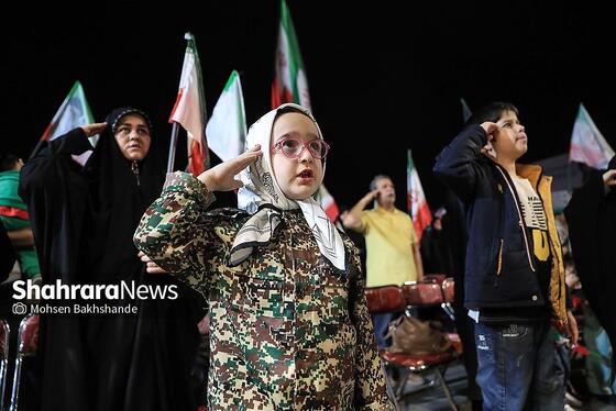 گزارش تصویری | پنجاه‌وششمین شب حضور حماسی مردم مشهد در سنگر خیابان