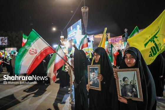 گزارش تصویری | پنجاه‌وششمین شب حضور حماسی مردم مشهد در سنگر خیابان