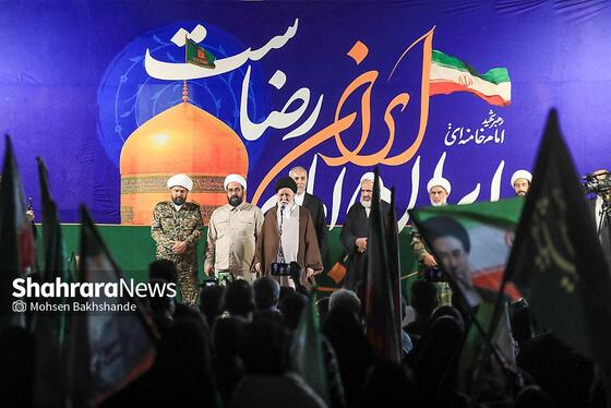 گزارش تصویری | پنجاه‌وششمین شب حضور حماسی مردم مشهد در سنگر خیابان