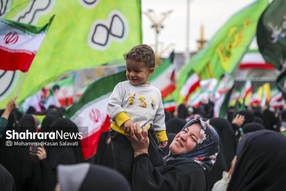 گزارش تصویری | اجتماع بزرگ «مشت‌های گره‌کرده» در حرم مطهر رضوی