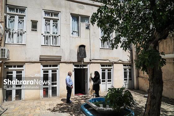 گزارش تصویری | خانه‌ای در دل تاریخ؛ آنجا که آیت‌الله خامنه‌ای قد کشید