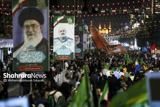 گزارش تصویری | اجتماع بزرگ «لشکریان امام رضا (ع)» در شب میلاد شمس الشموس