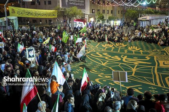 گزارش تصویری | اجتماع بزرگ «لشکریان امام رضا (ع)» در شب میلاد شمس الشموس