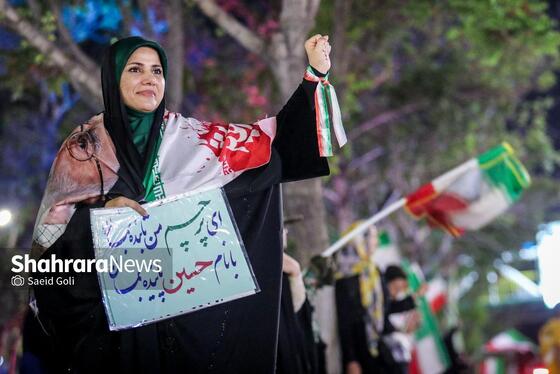 گزارش تصویری | مردم مشهد زیر سایه خورشید در پنجاه‌ونهمین شب حضور در خیابان (۸ اردیبهشت ۱۴۰۵)