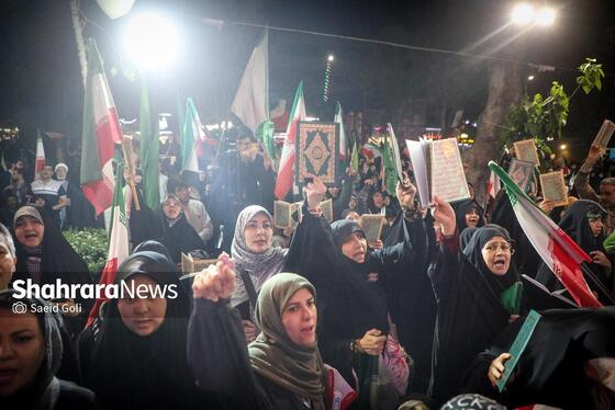 گزارش تصویری | مردم مشهد زیر سایه خورشید در پنجاه‌ونهمین شب حضور در خیابان (۸ اردیبهشت ۱۴۰۵)