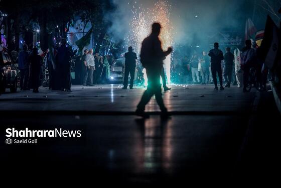 گزارش تصویری | مردم مشهد زیر سایه خورشید در پنجاه‌ونهمین شب حضور در خیابان (۸ اردیبهشت ۱۴۰۵)