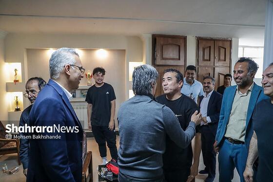 گزارش تصویری | مسابقه فوتسال دوستانه یاران خداداد و منتخب زندان خراسان رضوی