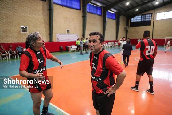 گزارش تصویری | مسابقه فوتسال دوستانه یاران خداداد و منتخب زندان خراسان رضوی