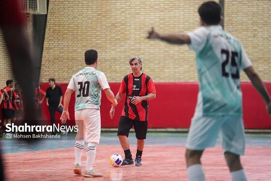 گزارش تصویری | مسابقه فوتسال دوستانه یاران خداداد و منتخب زندان خراسان رضوی