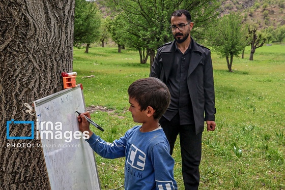 گزارش تصویری | معلم دهکده