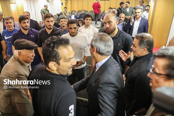 گزارش تصویری | تقدیر از ملی پوشان کشتی ایران و خراسان رضوی در مشهد