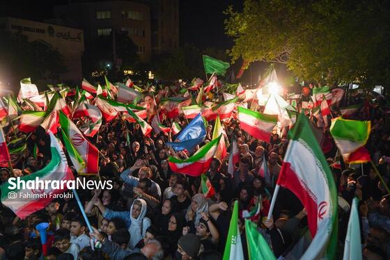 گزارش تصویری | ضیافت خیابانی ۶ زوج ناشنوا برای ترویج ازدواج آسان