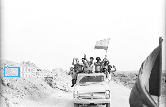 گزارش تصویری | سوم خرداد ۱۳۶۱