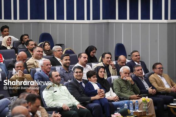 گزارش تصویری | جشن صعود به لیگ برتر تیم فوتسال دائم پناه مشهد