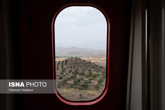 گزارش تصویری | شروع به‌کار قطار گردشگری رشت - لوشان
