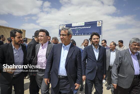 گزارش تصویری | بهره‌برداری از دو نیروگاه خورشیدی ۷ مگاواتی در مشهد