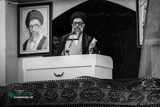 گزارش تصویری | تصاویری از سخنرانی رهبر شهید انقلاب در سالگرد رحلت امام خمینی از سال ۶۹ تا ۷۸