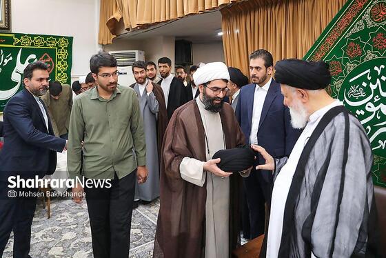 گزارش تصویری |  جشن عید غدیر در دفتر امام جمعه مشهد