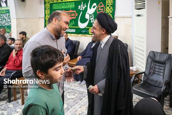 گزارش تصویری |  جشن عید غدیر در دفتر امام جمعه مشهد