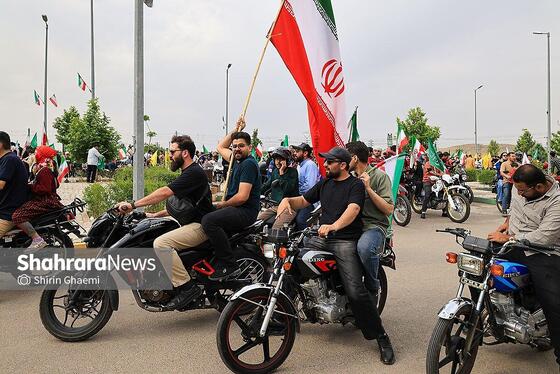 گزارش تصویری | رژه موتوری «جان‌فدا» در بلوار وکیل آباد مشهد برگزار شد