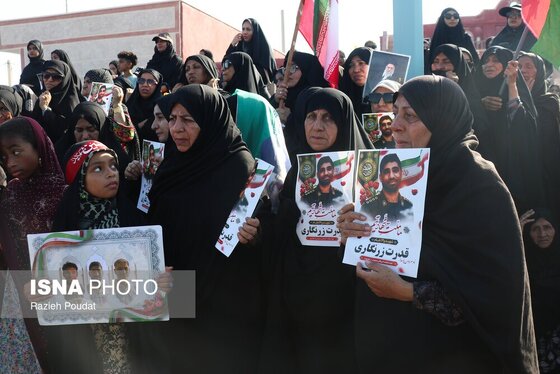 گزارش تصویری | تشییع پیکر شهید «قدرت زرنگاری» - جزیره هرمز