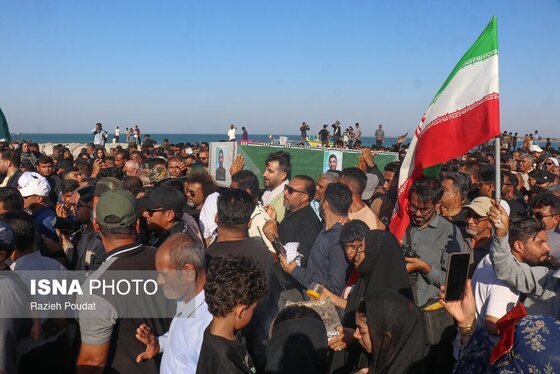 گزارش تصویری | تشییع پیکر شهید «قدرت زرنگاری» - جزیره هرمز