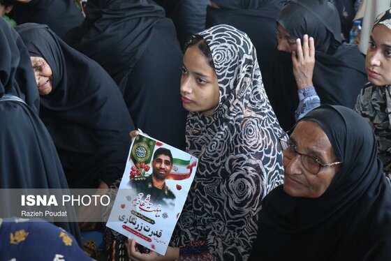 گزارش تصویری | تشییع پیکر شهید «قدرت زرنگاری» - جزیره هرمز