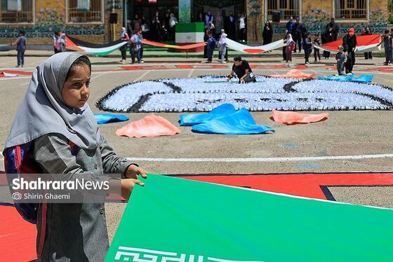 گزارش تصویری | درنا برای کودکان میناب